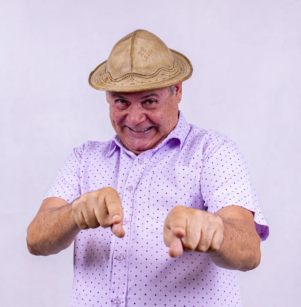 40 anos de humor: Zé Lezin volta a Maceió com show comemorativo
