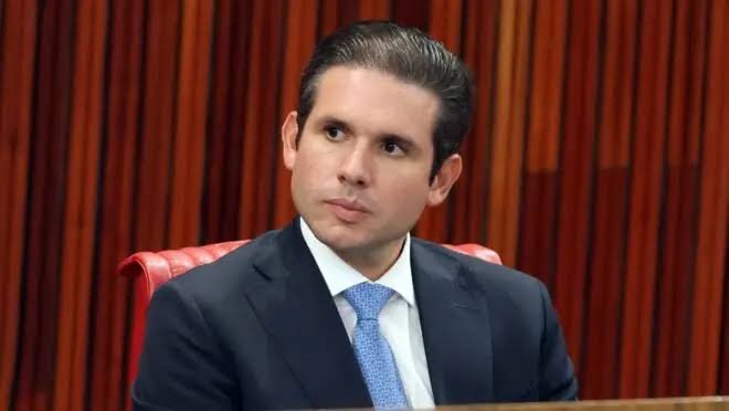 PEC da Impunidade: deputados do Centrão pressionam Hugo Motta a blindar criminosos