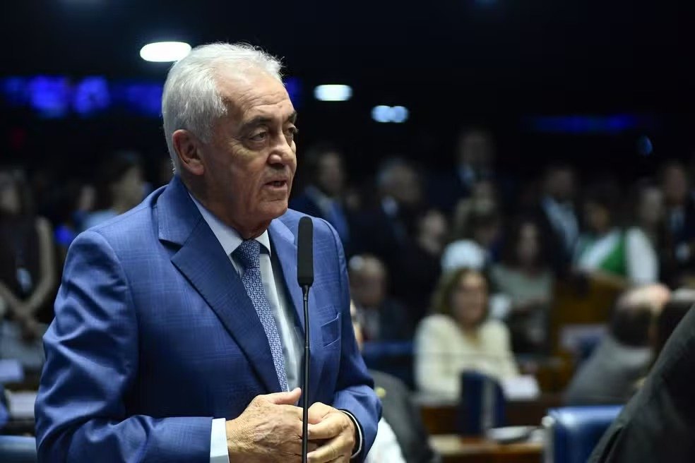 Presidente da CCJ sinaliza fim da PEC da Blindagem: proposta é “impopular”