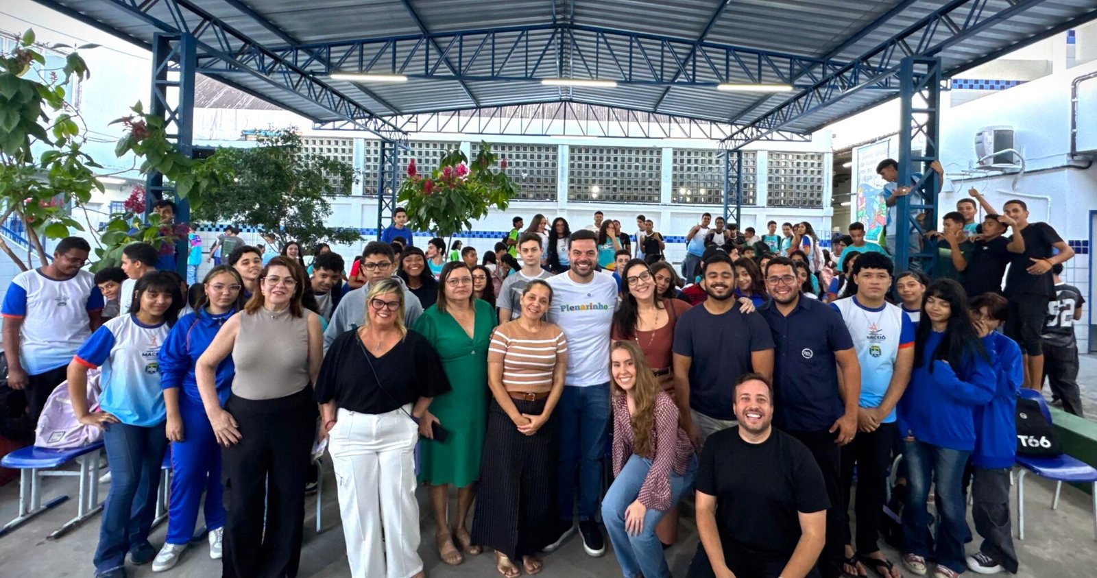 Chico Filho visita escolas no Benedito Bentes e Santa Lúcia que vão participar do programa Plenarinho