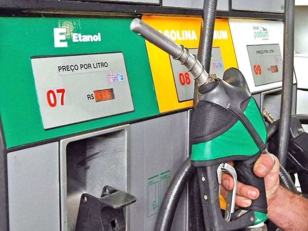 Alagoas adota etanol como prioridade no abastecimento da frota estadual