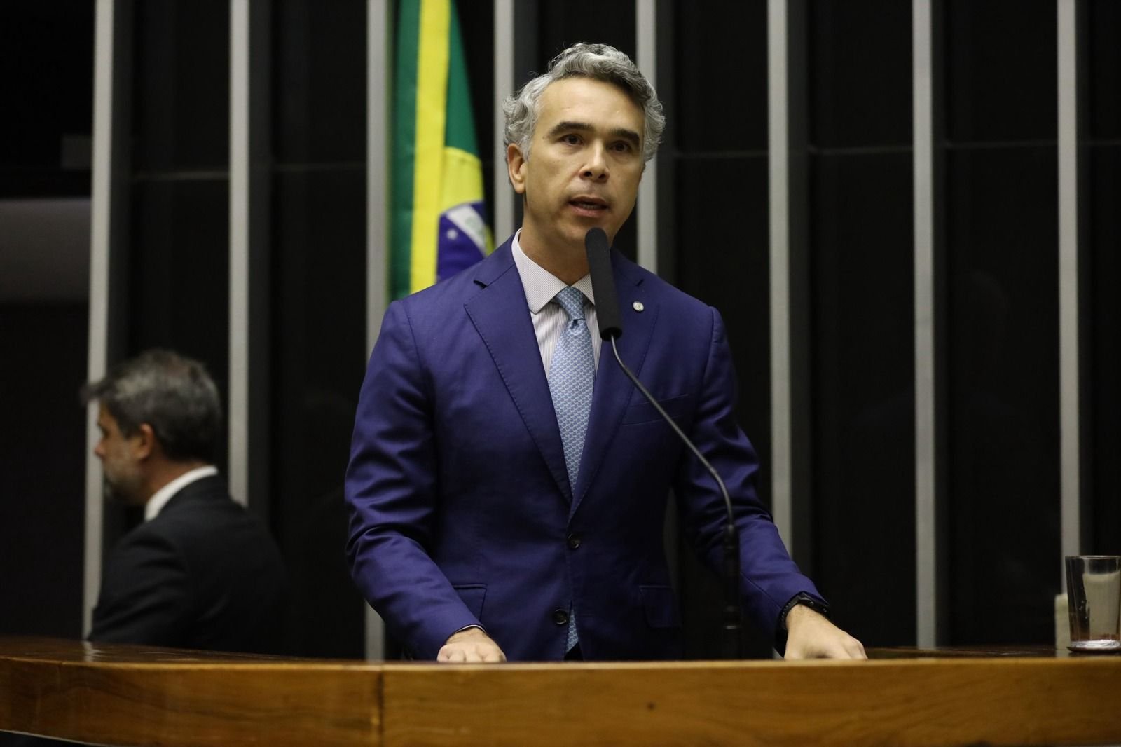 Ladrão não pode ter cor partidária e nem torcida de defesa, afirma Rafael Brito sobre as investigações da CPMI do INSS