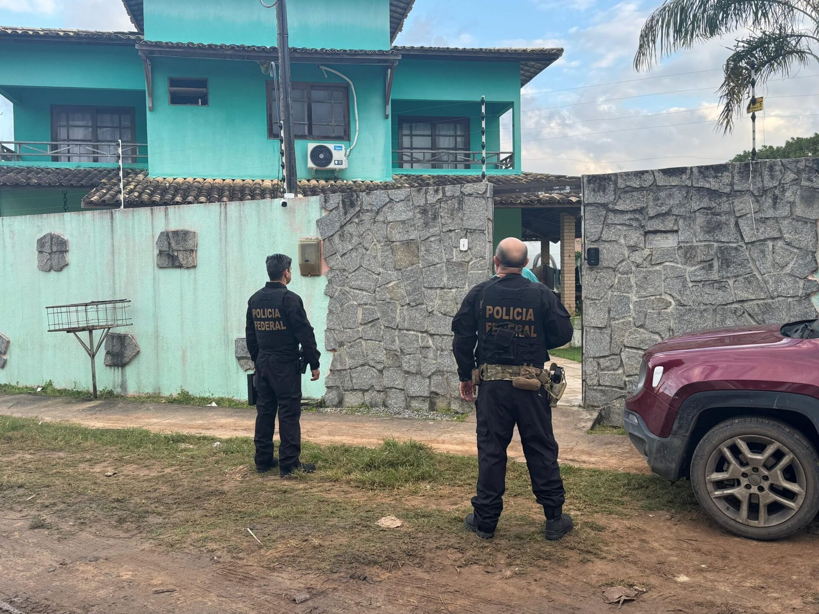 PF faz operação contra corrupção eleitoral em Barra de Santo Antônio