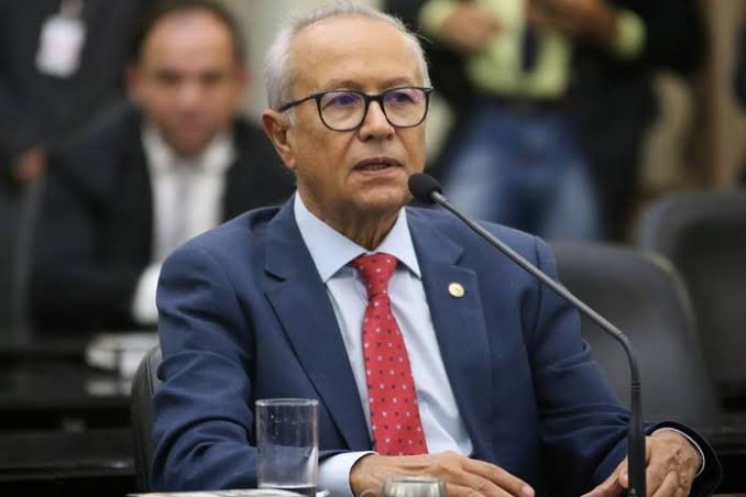 Deputado Doutor Wanderley aprova projeto que proíbe venda de ultraprocessados em escolas