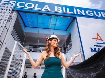 Escola bilíngue: Maceió assiste à propaganda enquanto a rede municipal entra em colapso