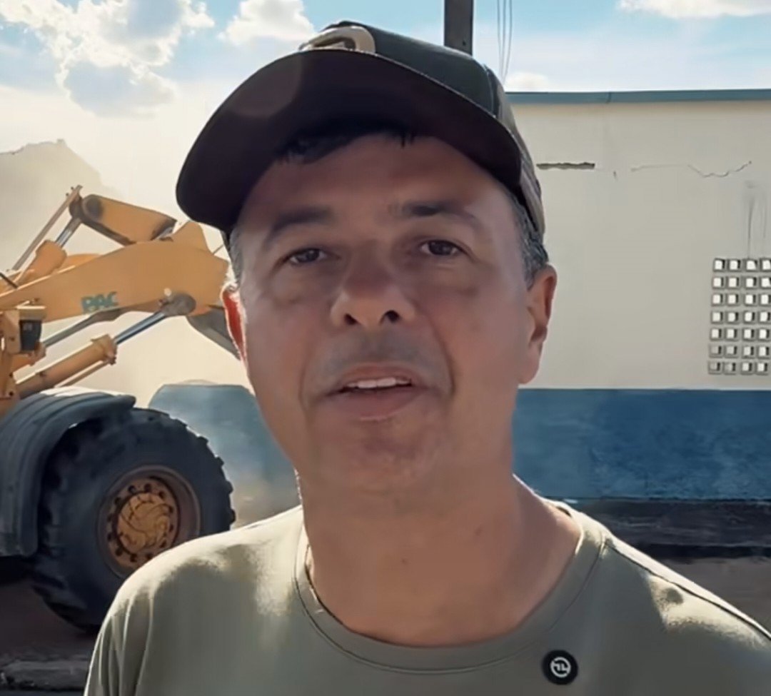 Prefeito Vaval anuncia construção de nova Escola de Ensino Fundamental no Conjunto José Reinaldo Wanderley