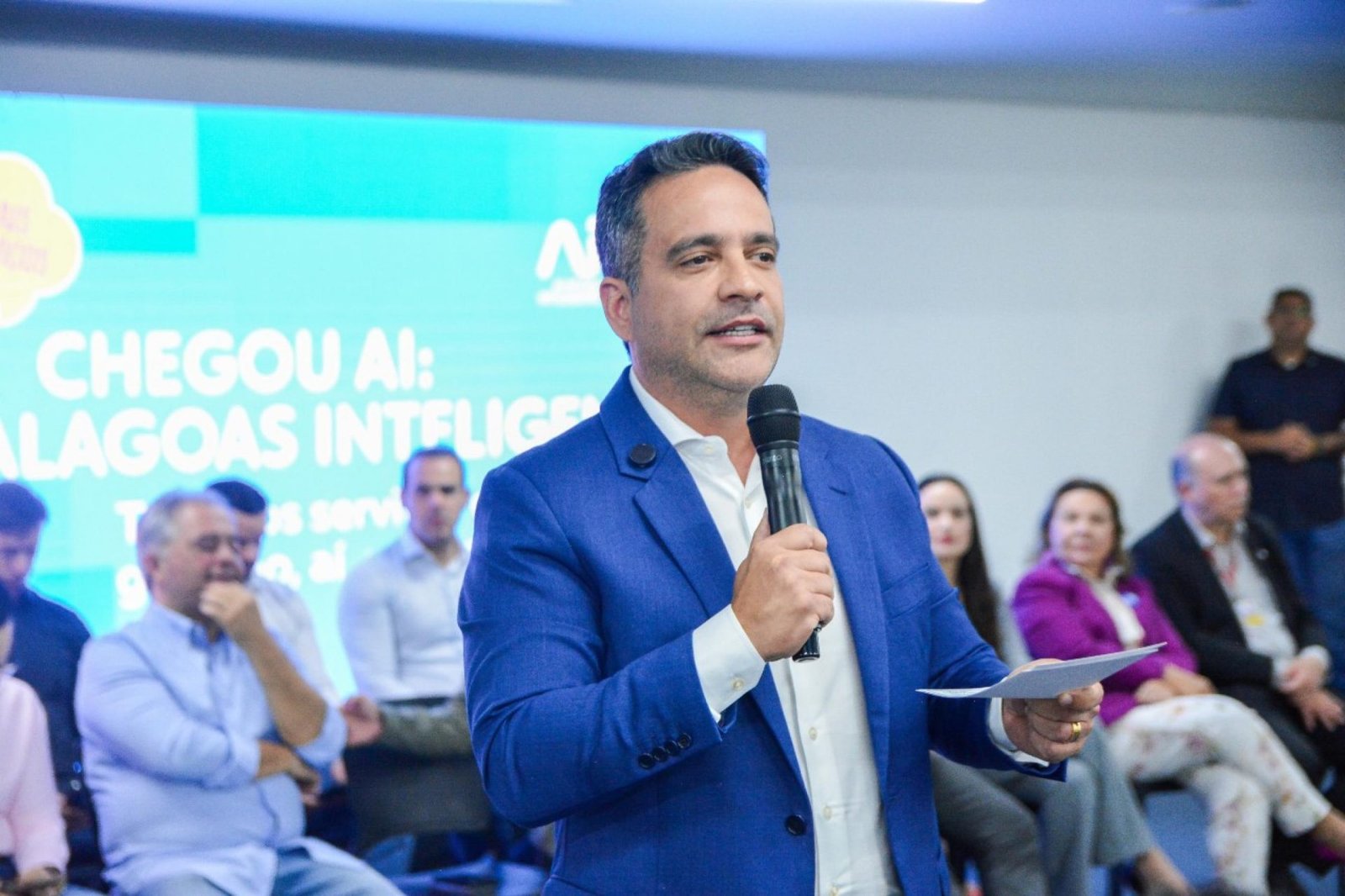 Governador sanciona lei que institui a plataforma Alagoas Inteligente