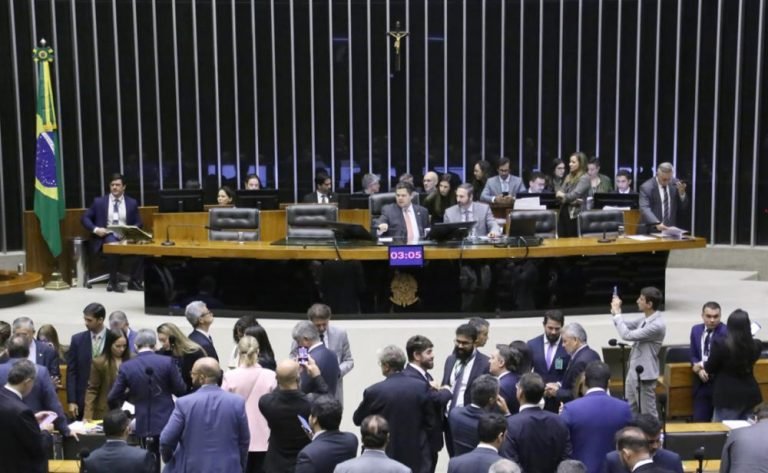 PT critica mudanças da Câmara e defende texto do Senado para fortalecer combate ao crime organizado