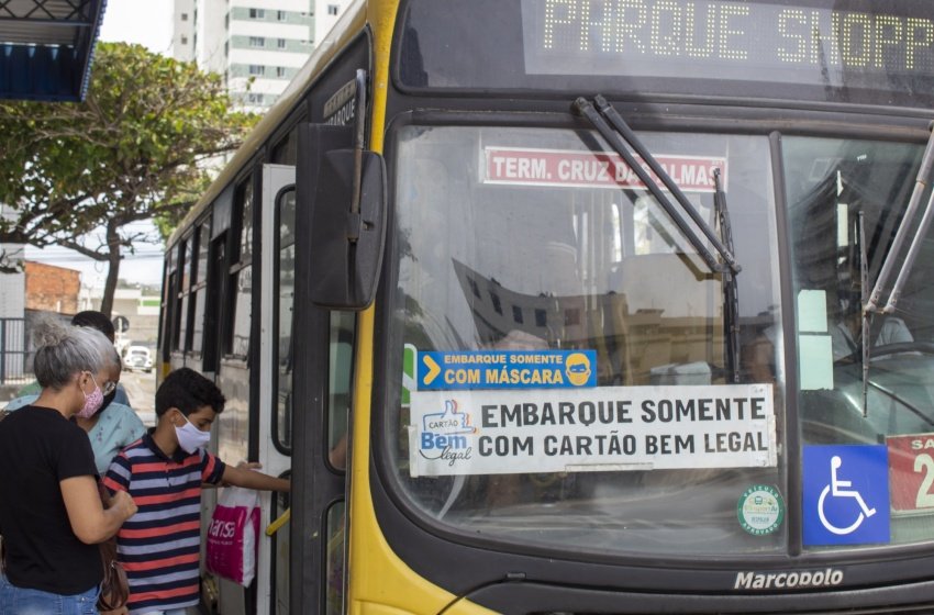 Abandono de terminais agrava crise do transporte público em Maceió