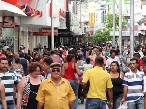 Natal deve injetar R$ 85,1 milhões na economia de Maceió, aponta Fecomércio AL