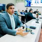 De Maceió ao Rio de Janeiro: JHC é citado em reportagem nacional sobre Banco Master e Rui Palmeira cobra explicações