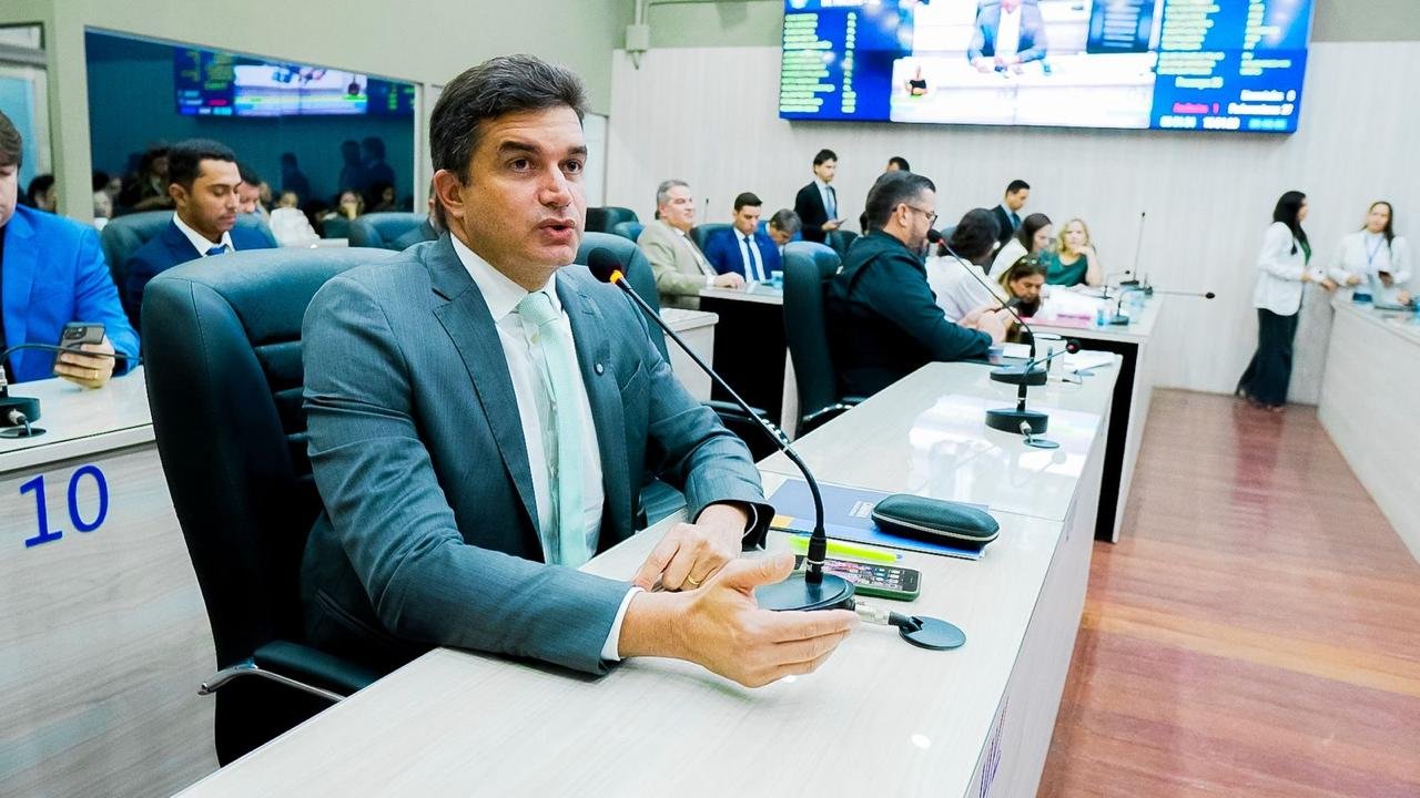 Rui Palmeira impetra mandado de segurança para garantir transparência na Câmara de Maceió