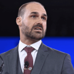 PF apura se recursos ligados a Daniel Vorcaro financiaram estadia de Eduardo Bolsonaro nos EUA