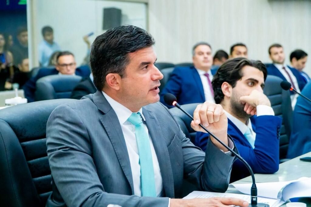 Rui Palmeira diz que "herança maldita" da gestão JHC compromete a limpeza urbana de Maceió