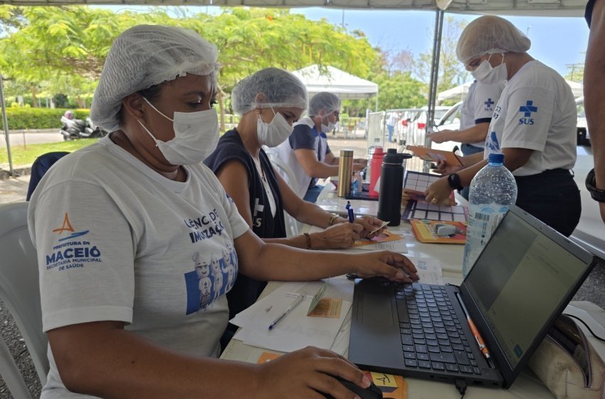 Vacinação de bloqueio contra meningite C segue até sexta-feira (6) em Maceió