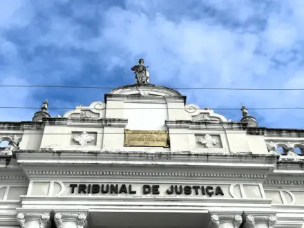 O TJAL, os deputados comunistas e um jornal