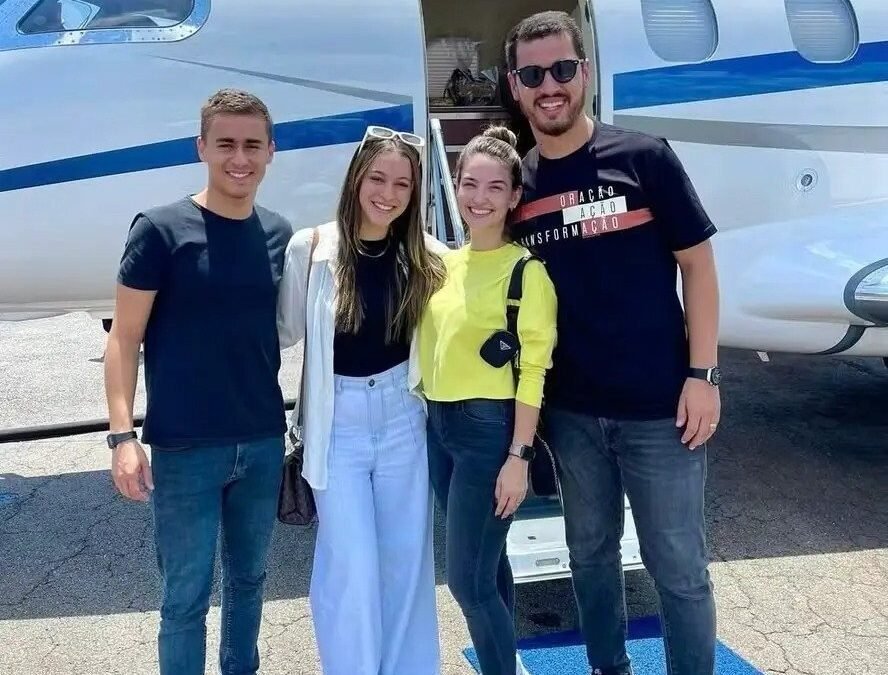 Jatinho de empresário foi usado por Nikolas Ferreira e pastor em caravana pró-Bolsonaro em 2022