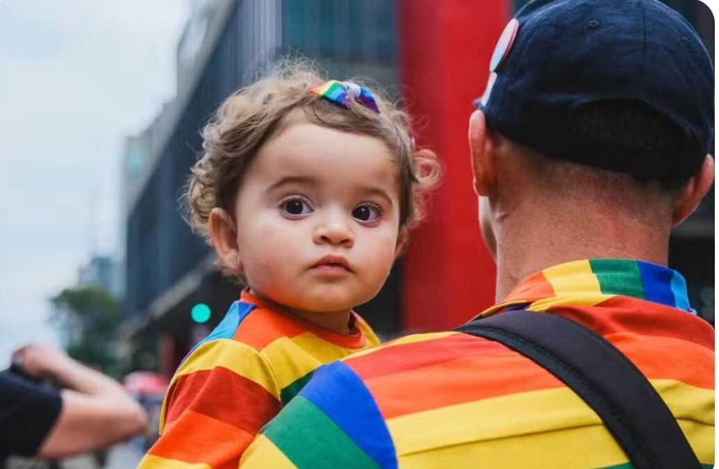 Lei que proíbe presença de crianças em Paradas LGBTQIAPN+ em Alagoas é questionada no STF