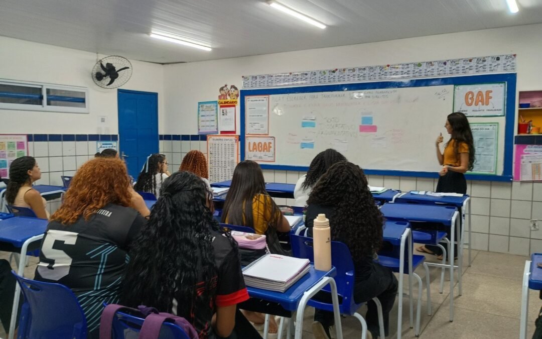 Cursinho Popular Mundaú recebe comenda na Câmara de Maceió