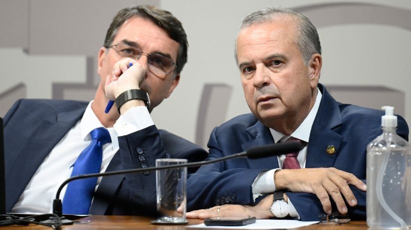 Coordenador de pré-campanha escancara projeto anti-povo de Flávio Bolsonaro