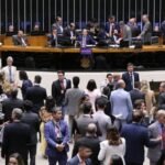Câmara ocultou autores de R$ 1,3 bilhão em emendas em 2025