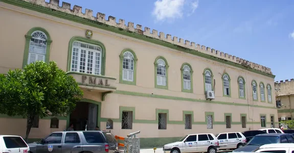 Subcomandante da PM em Coruripe é denunciado por violência doméstica contra esposa, que também é policial 