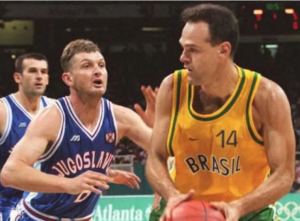 Morre Oscar Schmidt, maior pontuador da história do basquete, aos 68 anos