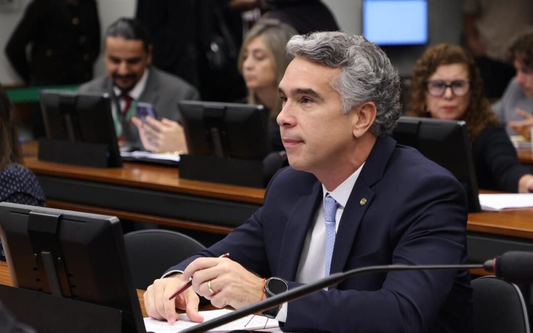 Rafael Brito defende o fim da escala 6×1 e destaca expectativa para votação