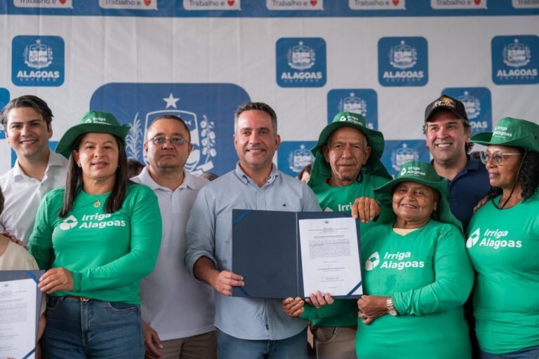 Governo de Alagoas lança programa de irrigação e anuncia investimentos em Santana do Ipanema