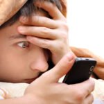 Como o consumo de pornografia na adolescência impacta a saúde mental?