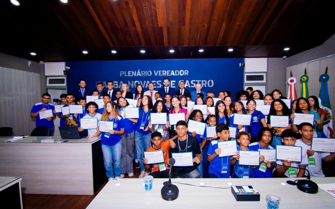 Alunos do Colégio Jorge Cavalcante e do Projeto Recrear participam do Circuito Câmara
