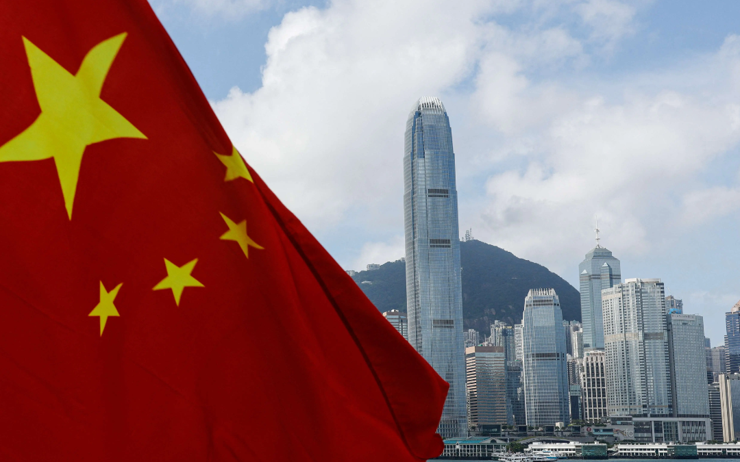 Livro desmonta narrativas que vilanizam a ascensão da China