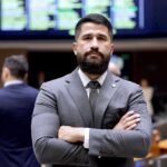 Delegado Fabio Costa assina emenda contra fim da escala 6×1 e apoia flexibilização da jornada