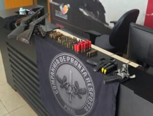 PM apreende arsenal em fazenda no interior de Alagoas