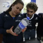 Estudo aponta microplástico em mais de 93% dos peixes vendidos no litoral do Paraná