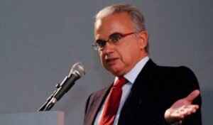 Marcos Coimbra, presidente do Instituto Vox Populi, critica pesquisas e diz à Revista Fórum que a direita fez “apostas erradas” com Flávio Bolsonaro