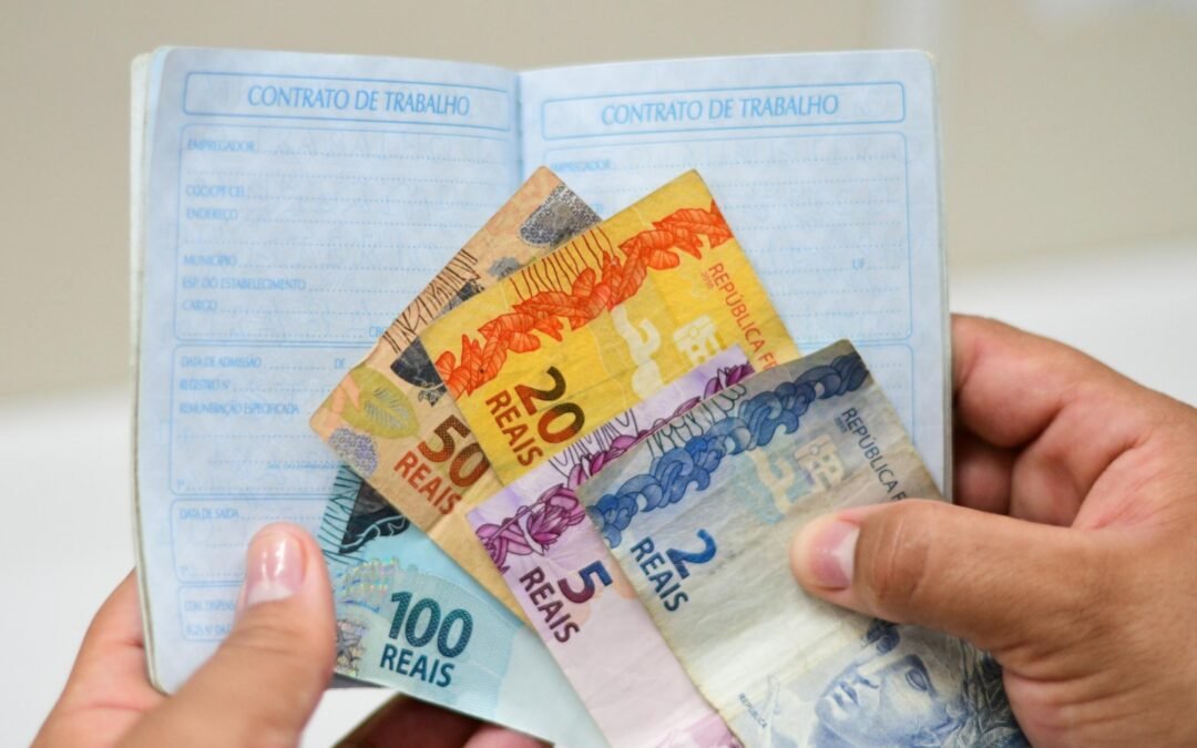 Rendimento médio do trabalhador em Alagoas cresce 42% em três anos, aponta IBGE