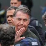 Polícia pede ao STF autorização para ouvir Bolsonaro em investigação sobre arma apreendida
