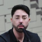 Apresentadores que disputarão as eleições devem deixar rádio e TV até esta terça-feira (30)
