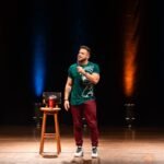 Humorista Flávio Andradde volta a Alagoas com novo show em Maceió e Arapiraca