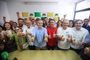 Renan Filho aposta em “chapa de peso” e coloca Dr. Wanderley na corrida ao Senado