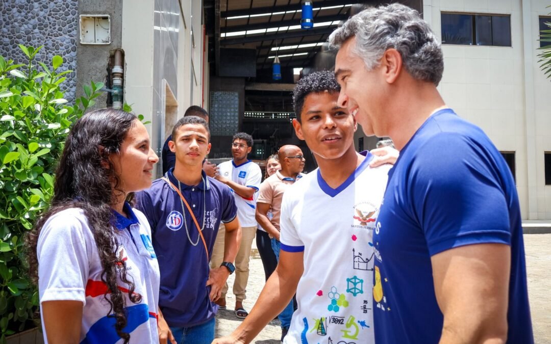 Deputado alagoano é eleito entre os 10 melhores do Congresso