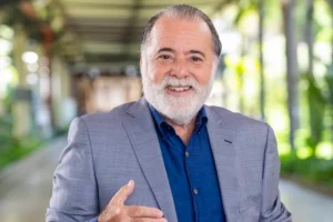 Tony Ramos diz que intolerância não pode ser justificada pelo amor