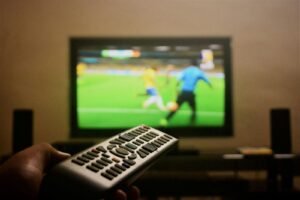 Estudo aponta aumento de violência contra mulheres em dias de jogos de futebol no Brasil