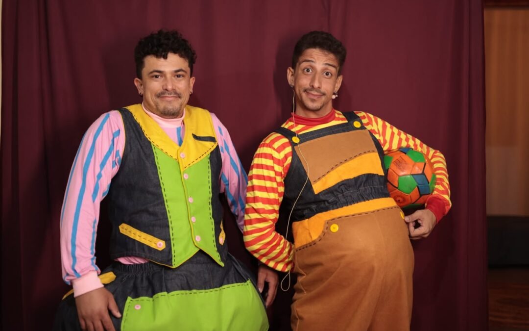 Viajando pela poesia e imaginação, Cia La Casa apresenta o espetáculo infantil “Rafael e a Baleia”