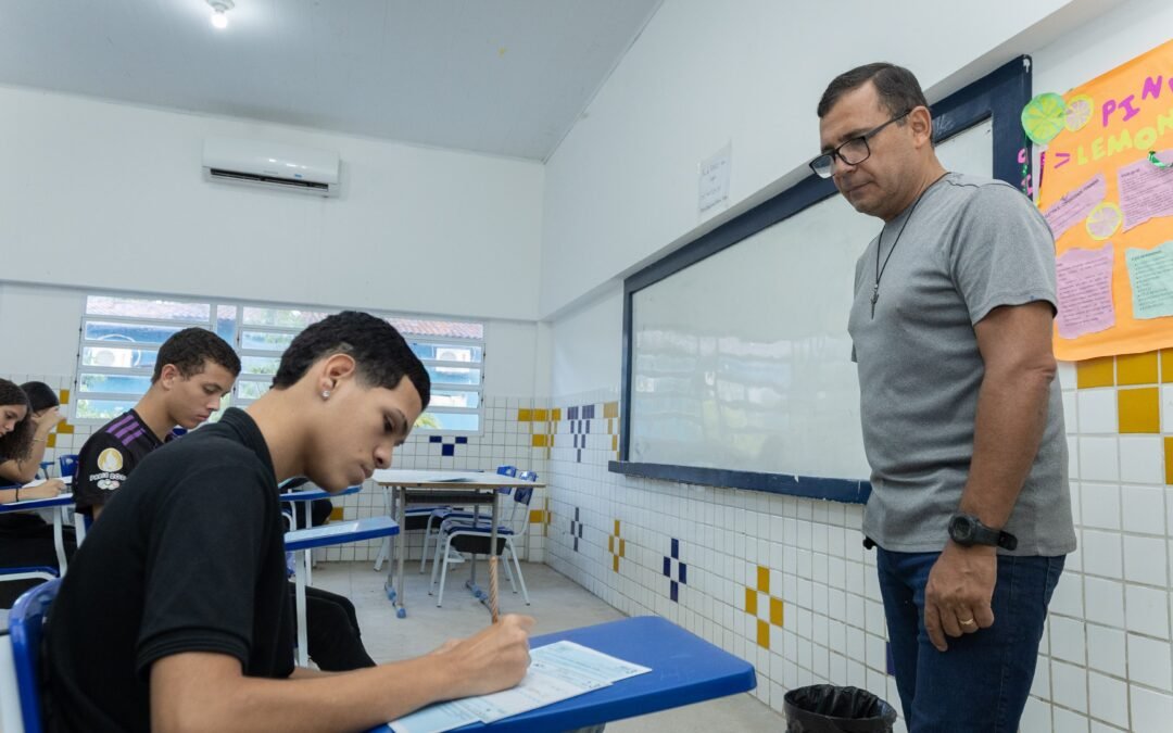 Governo de Alagoas abre inscrições para concurso com 521 vagas para professores