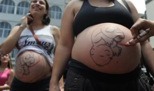 Estudo aponta fatores sociais e estruturais por trás do alto número de cesarianas no Brasil