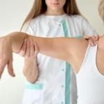 Perda de massa muscular pode acelerar o envelhecimento e exige atenção, alerta especialista