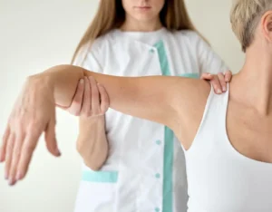 Perda de massa muscular pode acelerar o envelhecimento e exige atenção, alerta especialista
