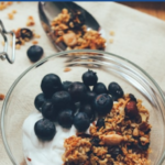 Café da manhã rico em proteína e fibra ajuda a emagrecer, indica estudo